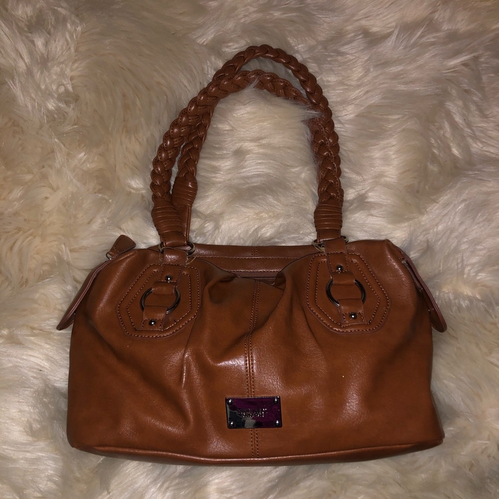 Nine West Learher Purse criss cross handles